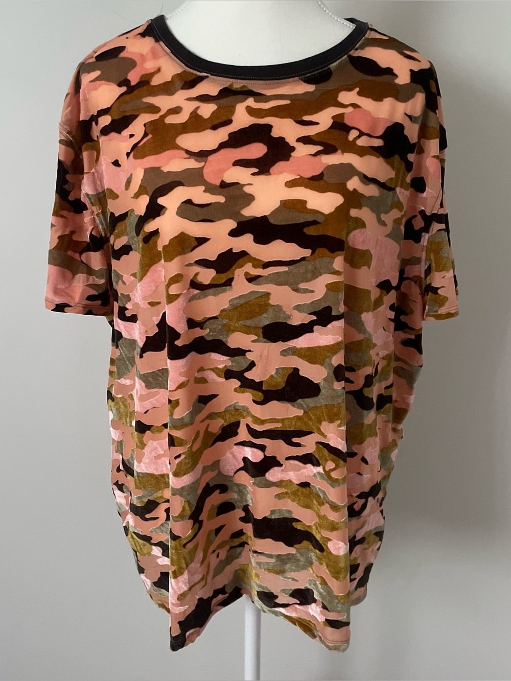 We The Free Velvet Camo Oversized T Shirt Size Medium